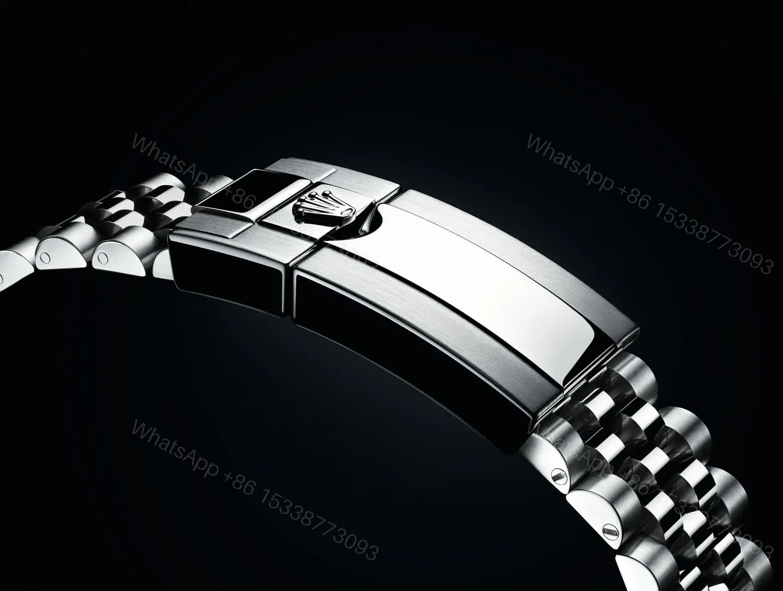 View 4 of Replica ROLEX GMT-MASTER II “BATMAN” 126710BLNR