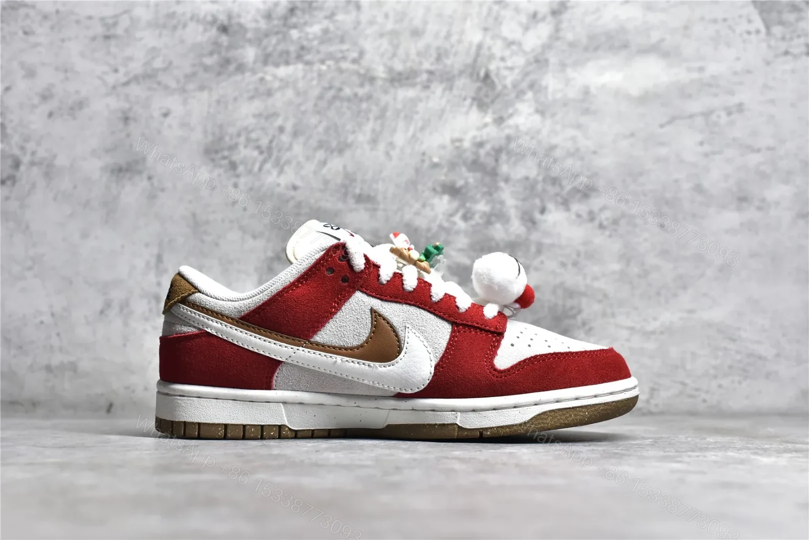 View 3 of Nike Dunk SB Low Christmas Replicas