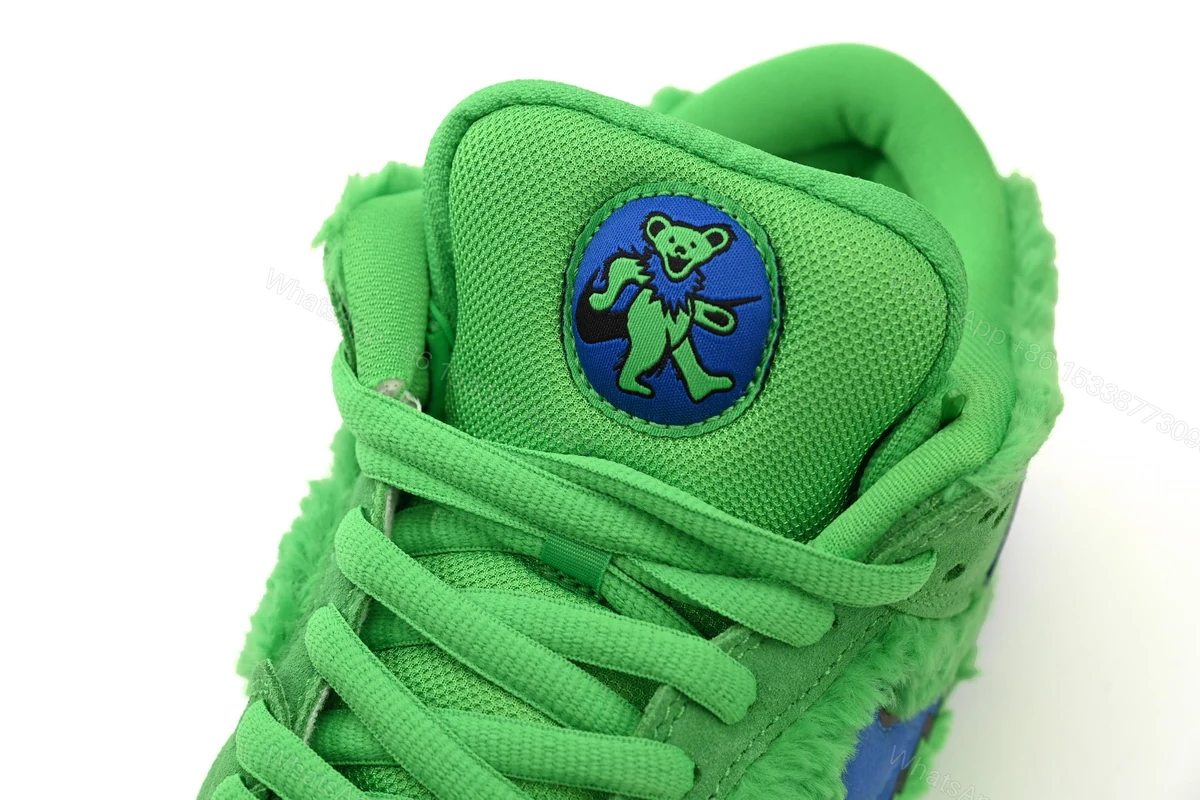 View 7 of Grateful Dead x Nike SB Dunk Low “Green Bear” CJ5378-300