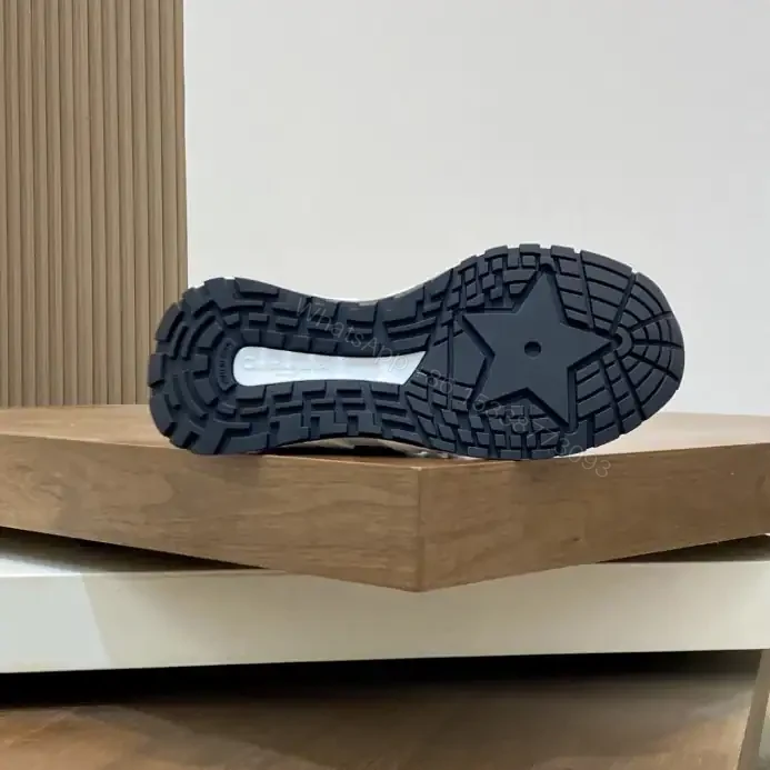 View 5 of DIOR RUN’N’DI0R SNEAKERS WHITE AND BLACK TECHNICAL MESH – CD242