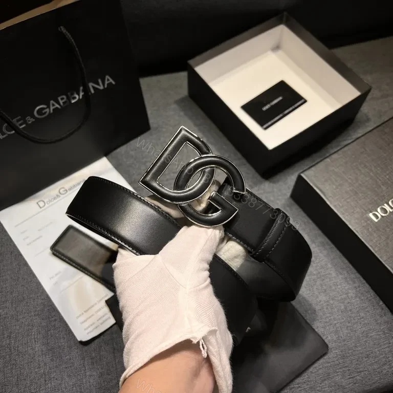 Chic Black Leather Belt with Signature Double G Buckle — view 1