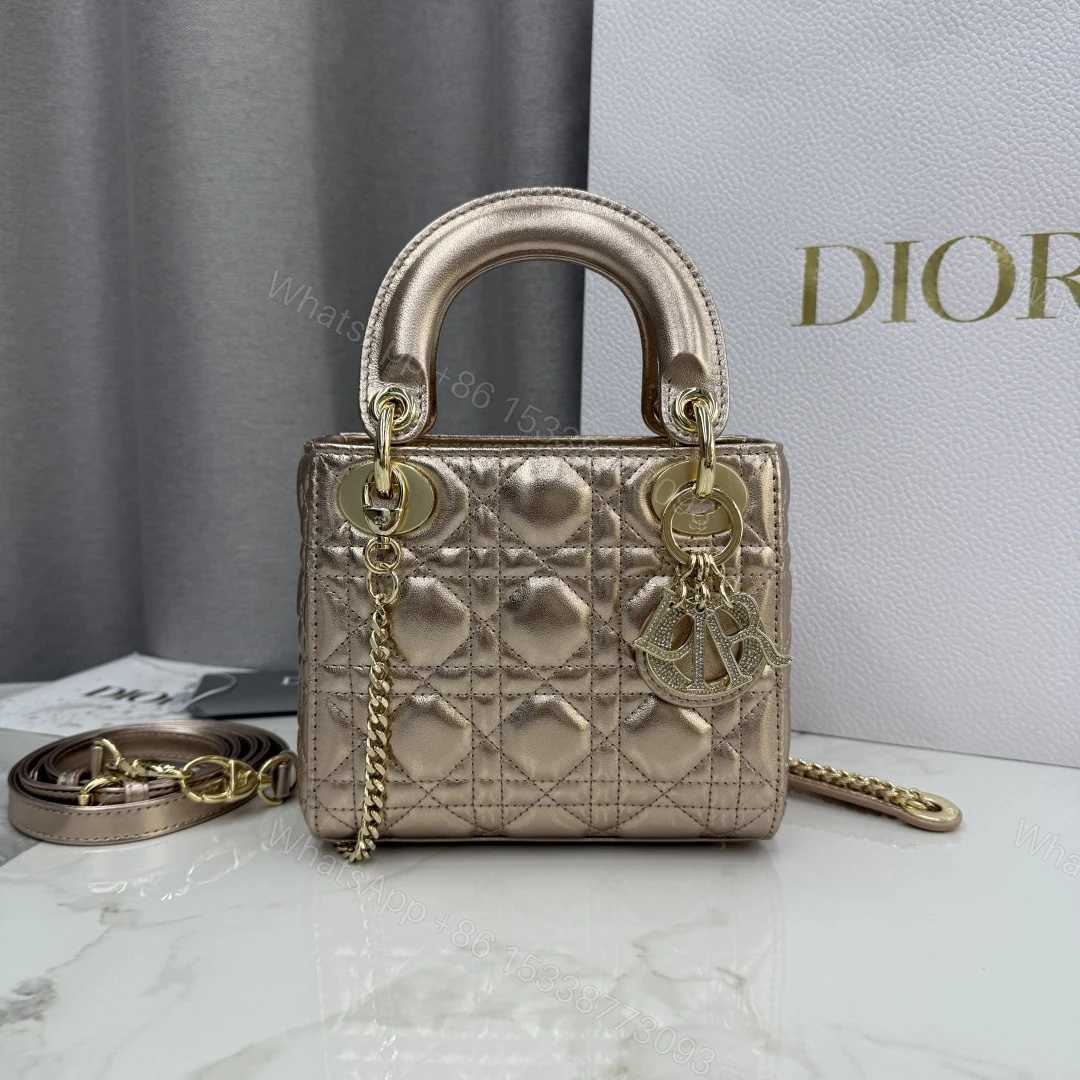 Dior高仿金屬光澤戴妃迷你包 女款亮面設計奢華吸睛 — view 1