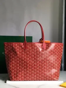Goyard Saint Louis Red Tote Bag — view 1