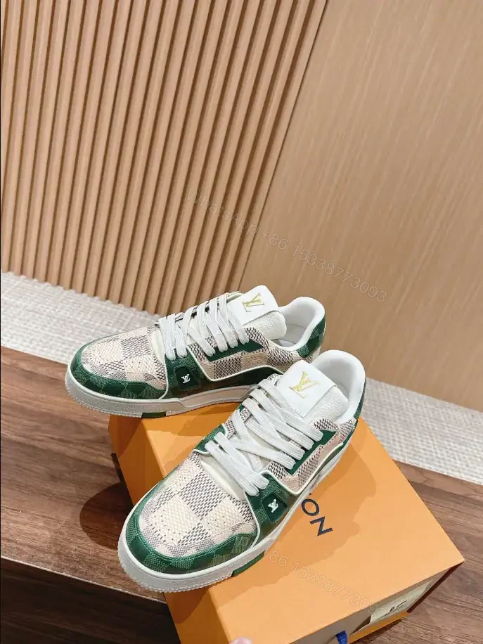 View 7 of LV TRAINER SNEAKER – LSVT404