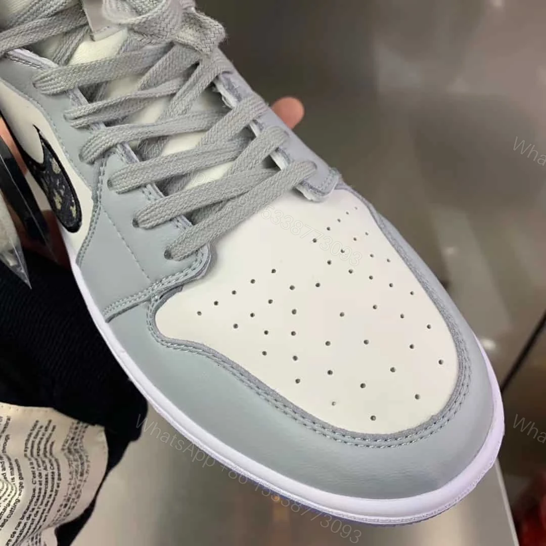 View 5 of DIOR AIR JORDAN 1 HIGH OG SNEAKER