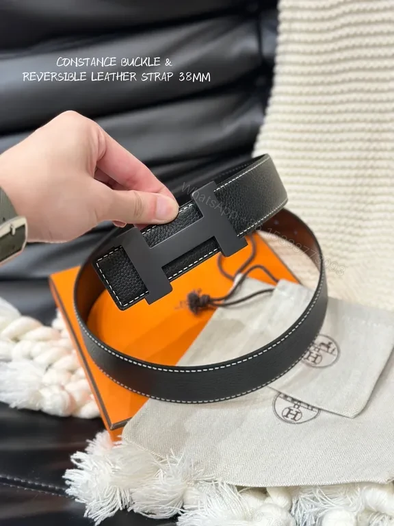 Bold Leather Belt â€” 38mm Reversible, Constance Buckle, Full-Grain Leather — view 1
