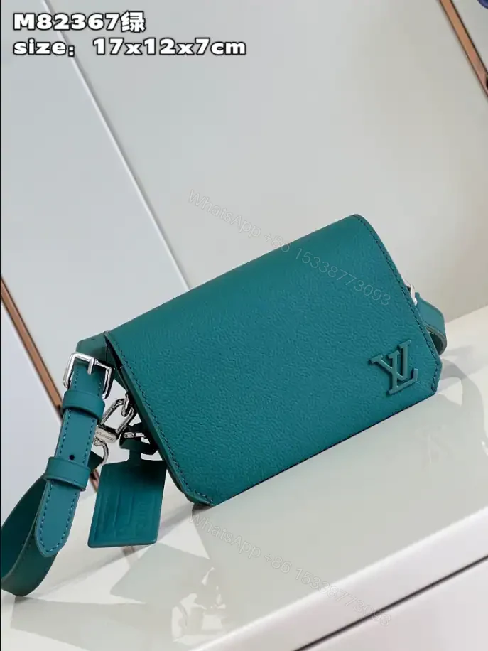 View 2 of LOUIS VUITTON FASTLINE WEARABLE WALLET – RRG070