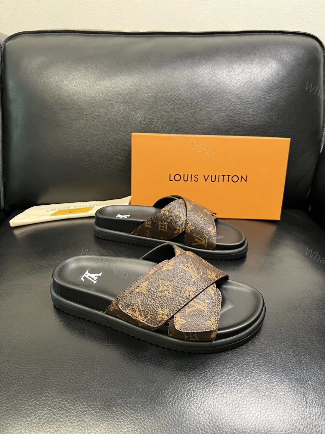 LV A貨棕色老花交叉拖鞋 經典設計厚底舒適休閒款 — view 1