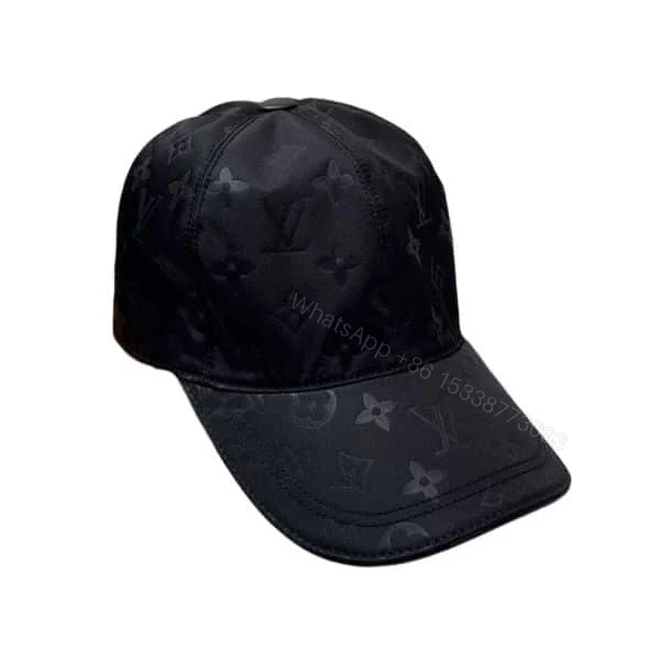 Louis Vuitton Monogram Cap Black — view 1