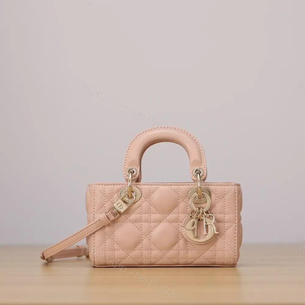 高仿Dior*LadyDJoy系列S0910M84P小羊皮戴妃包沙粉色Mini免檢版 — view 1