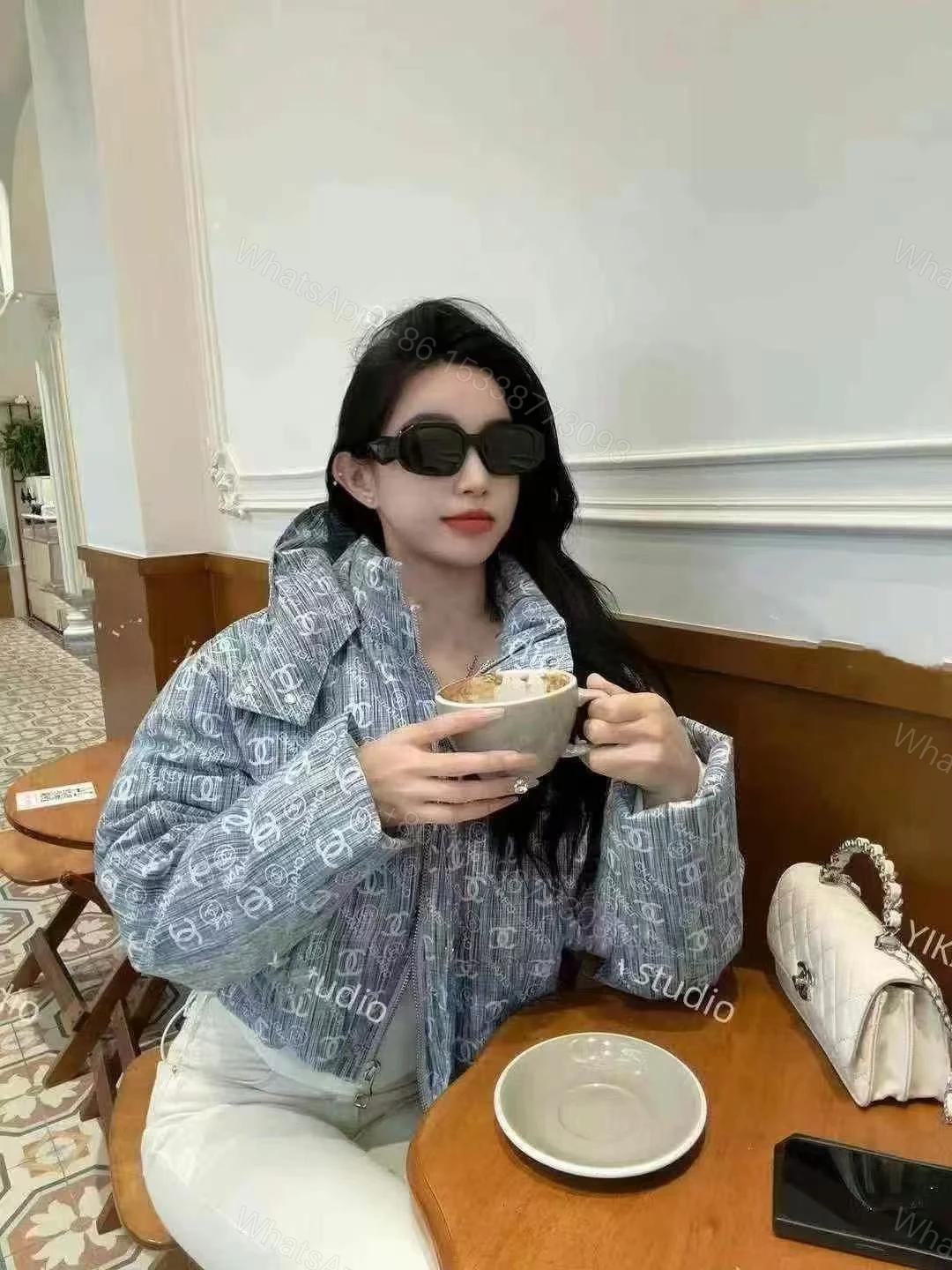 CHANEL一比一精品仿製短版羽絨外套 女士時尚保暖冬季新款 — view 1