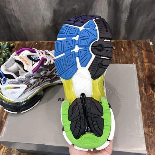 View 5 of BALENCIAGA MEN’S RUNNER TRAINERS IN GREY – BB207