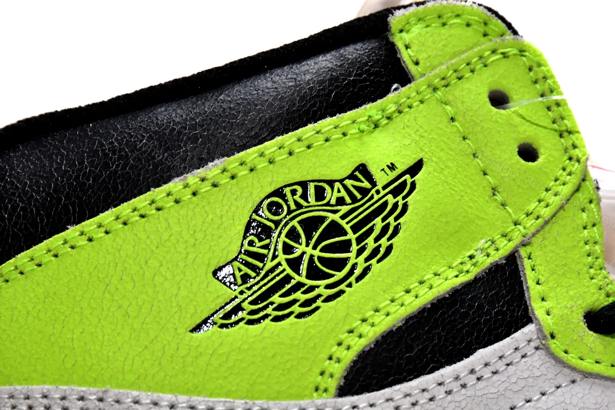 Air Jordan 1 High OG Volt 555088-702 — view 2