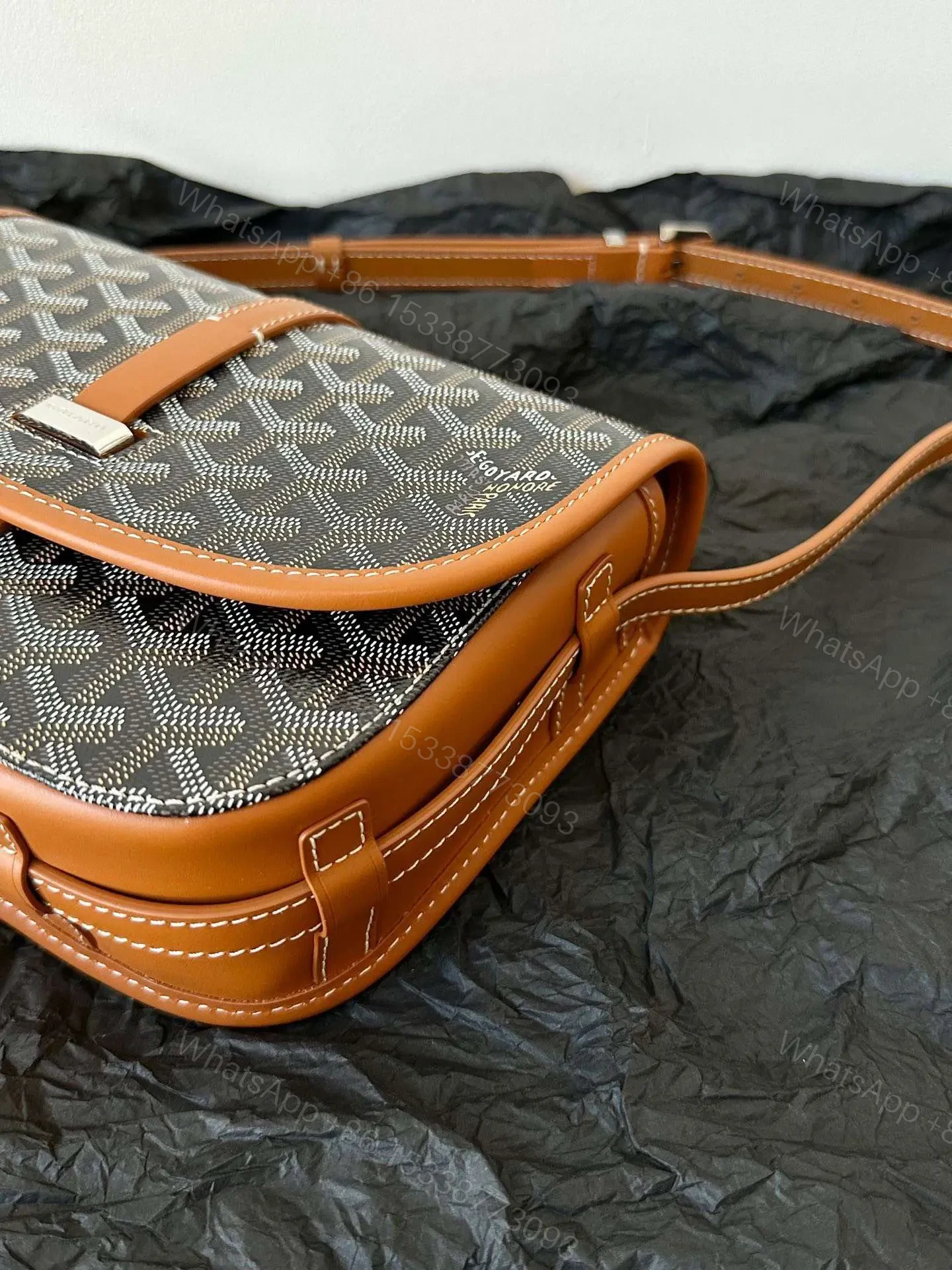 View 6 of Goyard Super Premium Women’s Handbag Orange Leather Pattern 22x16x7cm