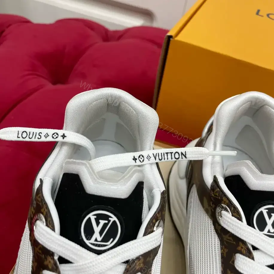 View 7 of LOUIS VUITTON RUN 55 SNEAKERS IN WHITE – LSVT362