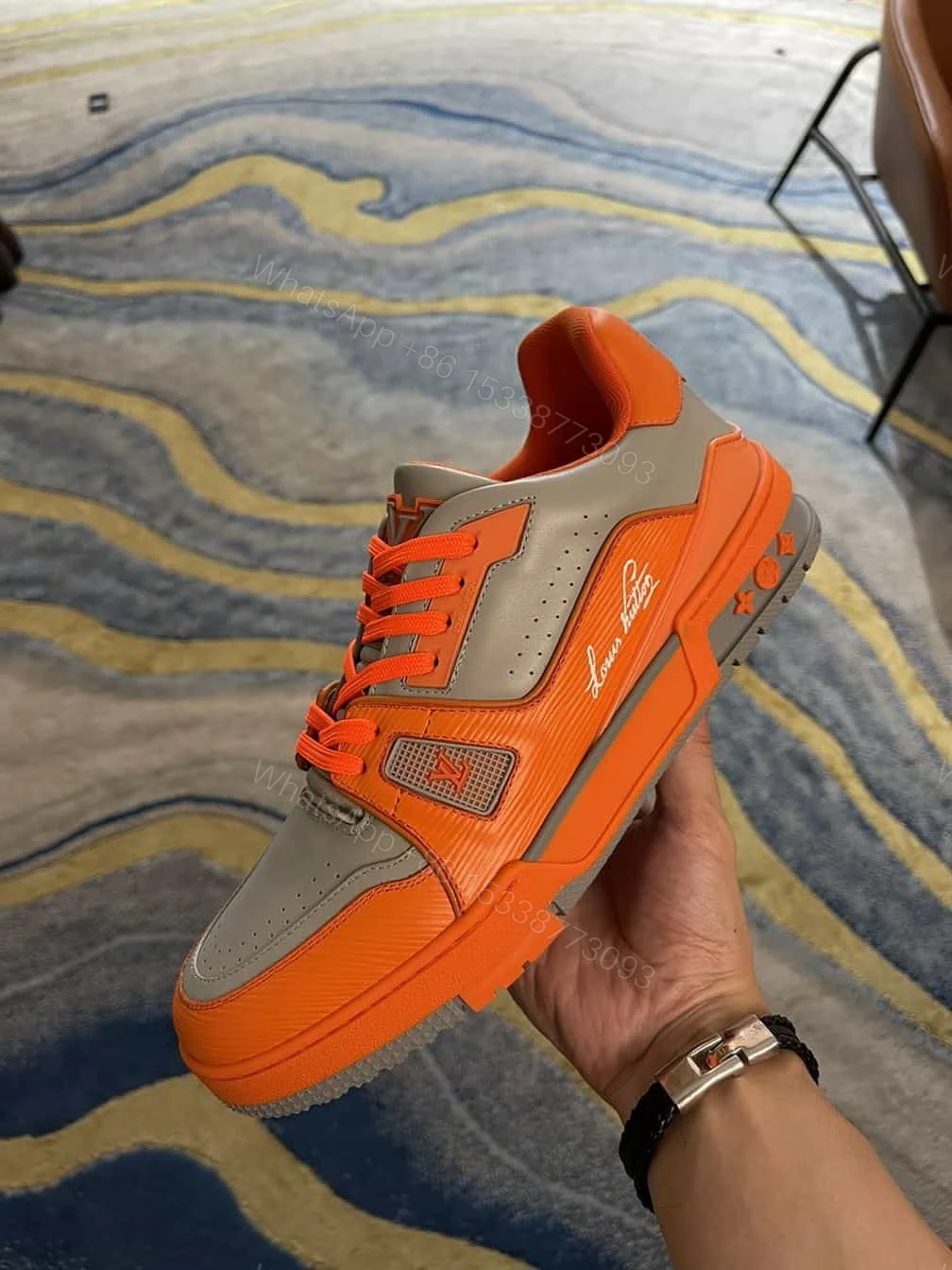 View 3 of LOUIS VUITTON TRAINER SNEAKER – LSVT289