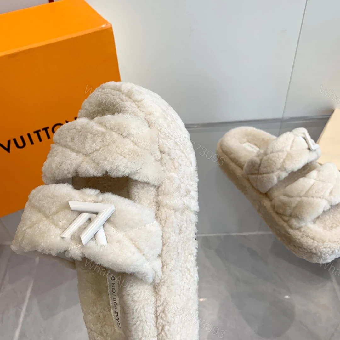 View 4 of LOUIS VUITTON LV SUNSET PLATFORM COMFORT MULE SHEARLING NATURAL 1ACTVF