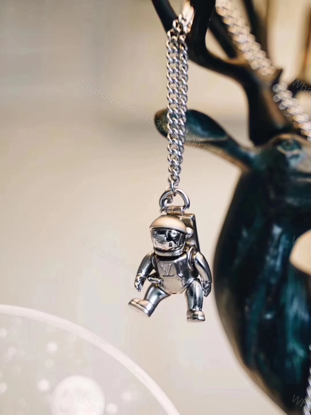 View 6 of EN – Lux LV Necklaces 065