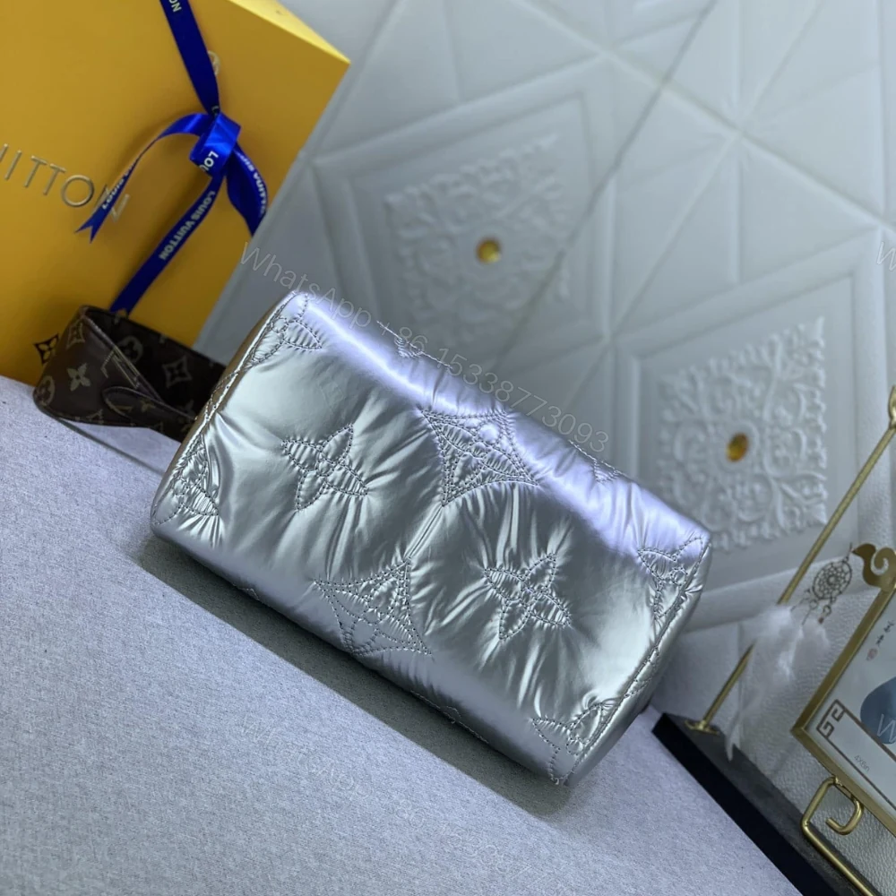 View 4 of Louis Vuitton Speedy Bandoulière 25 Silver 25Cm M20973