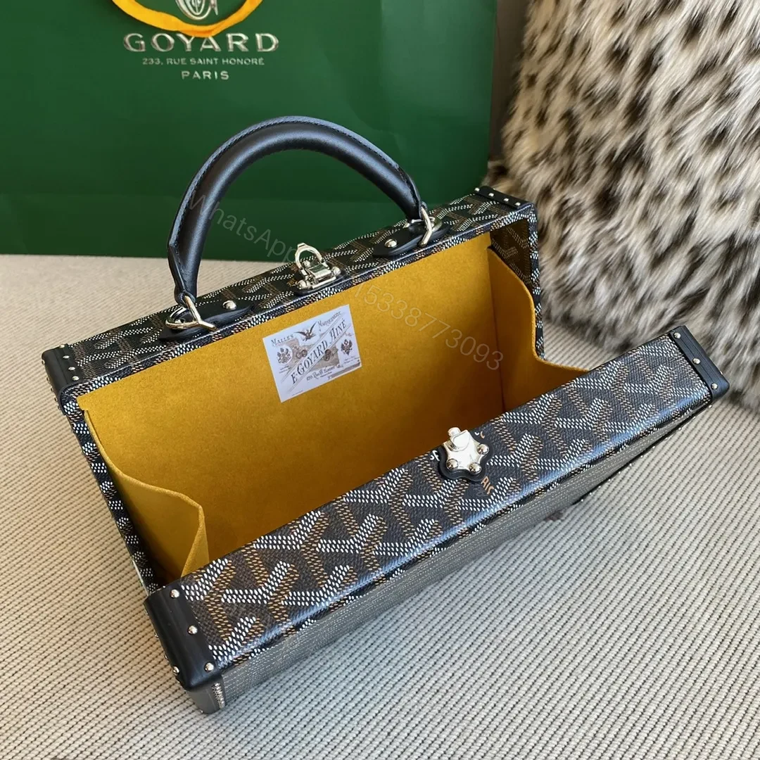 View 14 of GOYA GRAND HOTEL TRUNK BAG