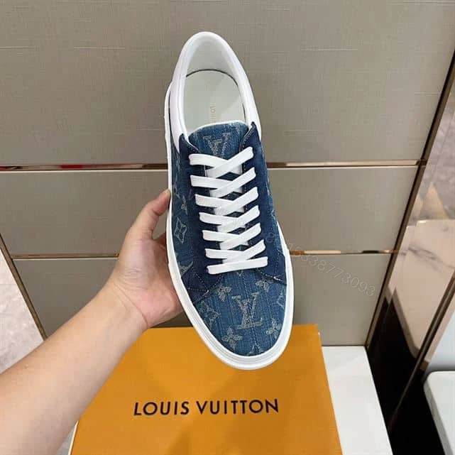 View 3 of LOUIS VUITTON TRAINER SNEAKER – LSVT297