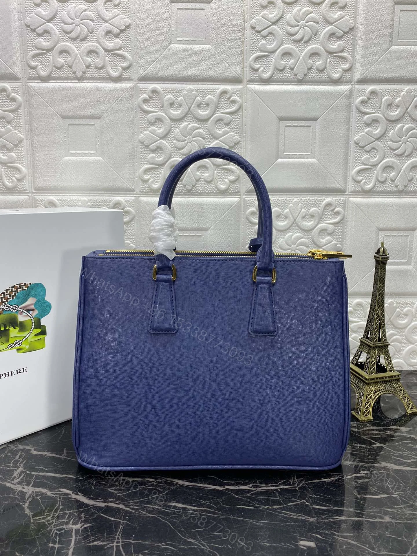 View 4 of PRA GALLERIA 32 BAG IN NAVY BLUE SAFFIANO LEATHER