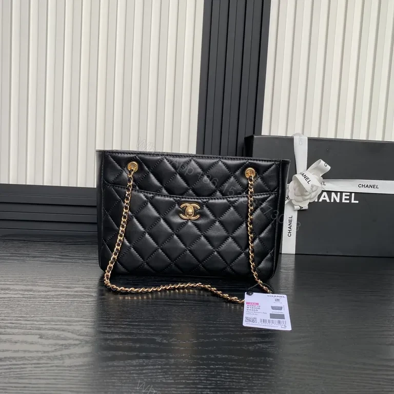 Chic Black Quilted Shoulder Bag with Gold Chain (Diamond Stitch) — view 1