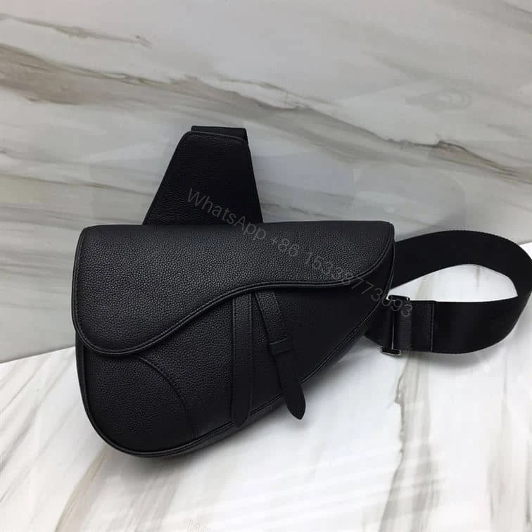 View 2 of SADDLE BAG BLACK GRAINED CALFSKIN – DR05