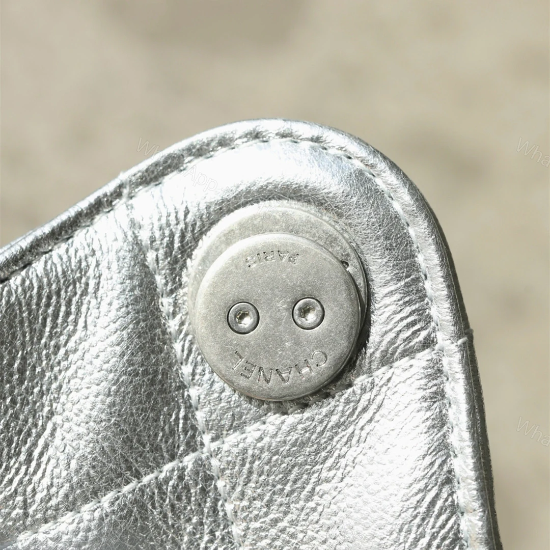 View 13 of 高仿Chanel*26C/25Bag系列AS5631小牛皮手袋Mini銀色免檢版