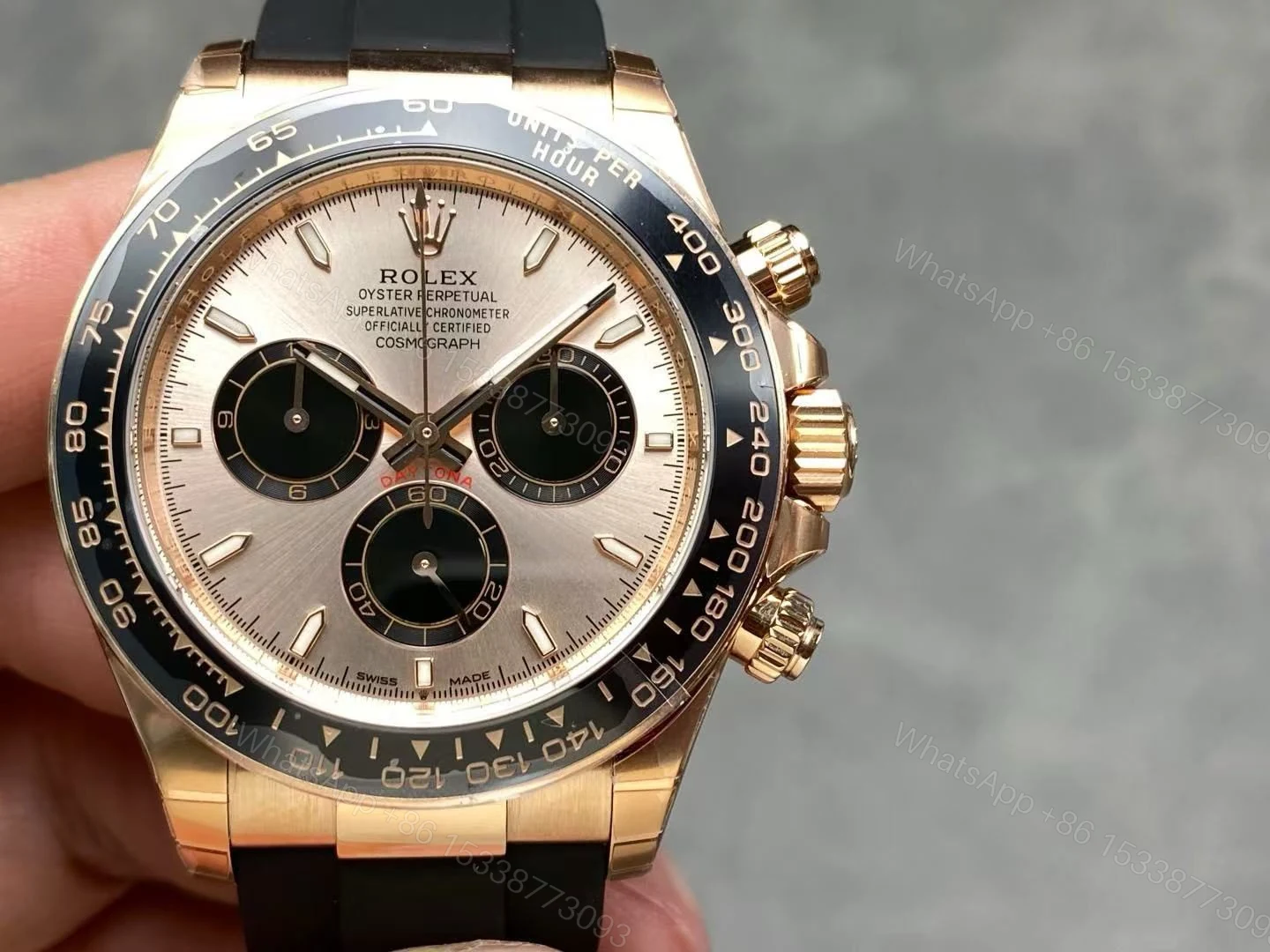 View 9 of Replica Rolex Cosmograph Daytona Everose gold 116515LN