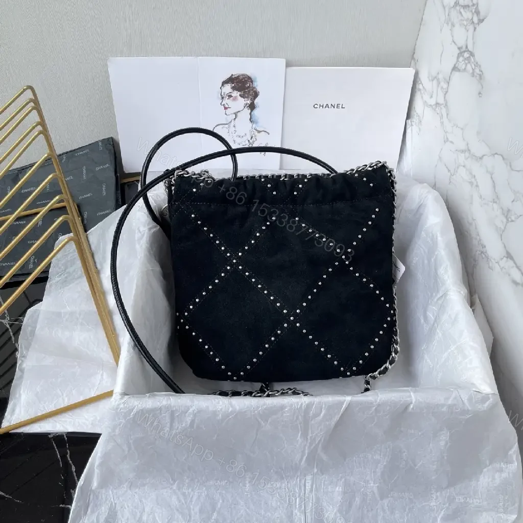 View 7 of Velvet Diamond-Quilted Shoulder Bag, Black, Luxe Style