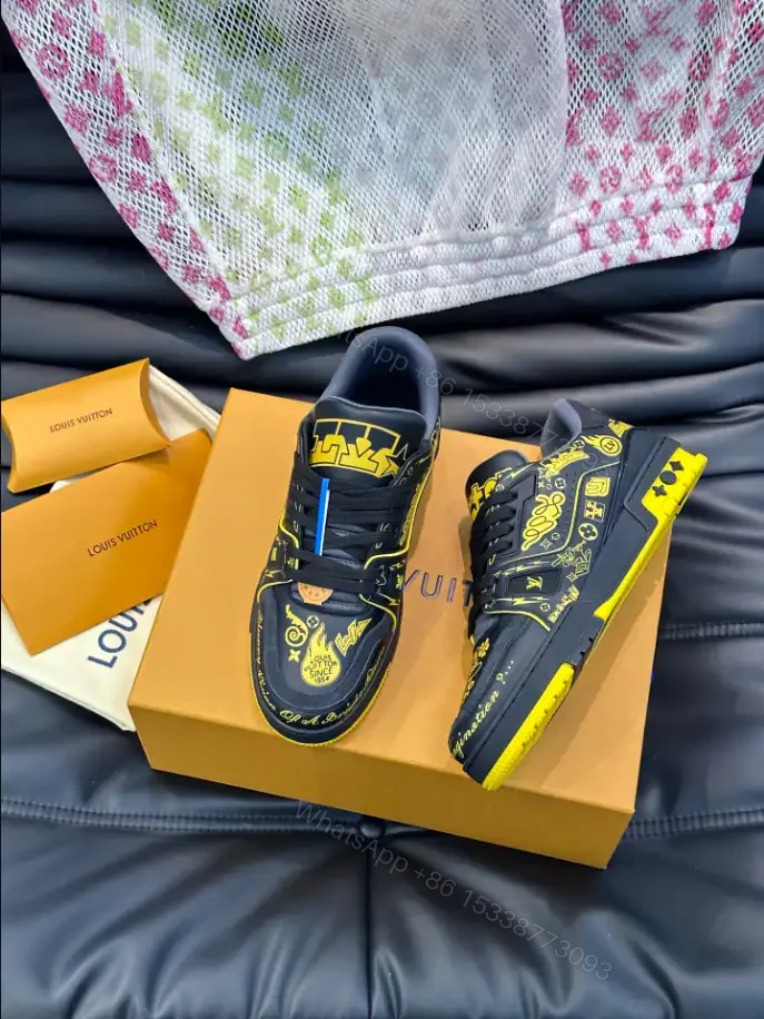 View 4 of LV TRAINER SNEAKER – LSVT405