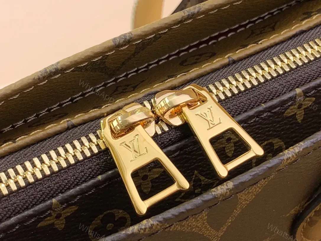 View 6 of Louis Vuitton LV On The Go Mini Handbags Mono Pattern 25x13x10cm