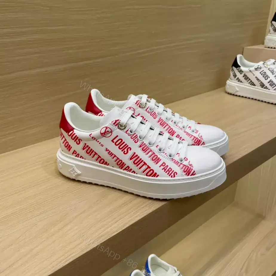LV TIME OUT SNEAKER – LSVM050 — view 1