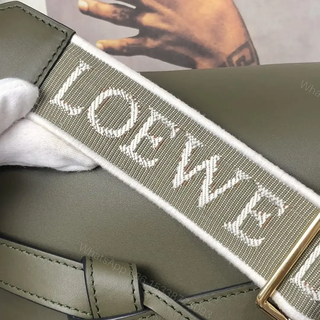 View 12 of 高仿Loewe*Gate系列4357小牛皮斜挎包綠色Mini免檢版