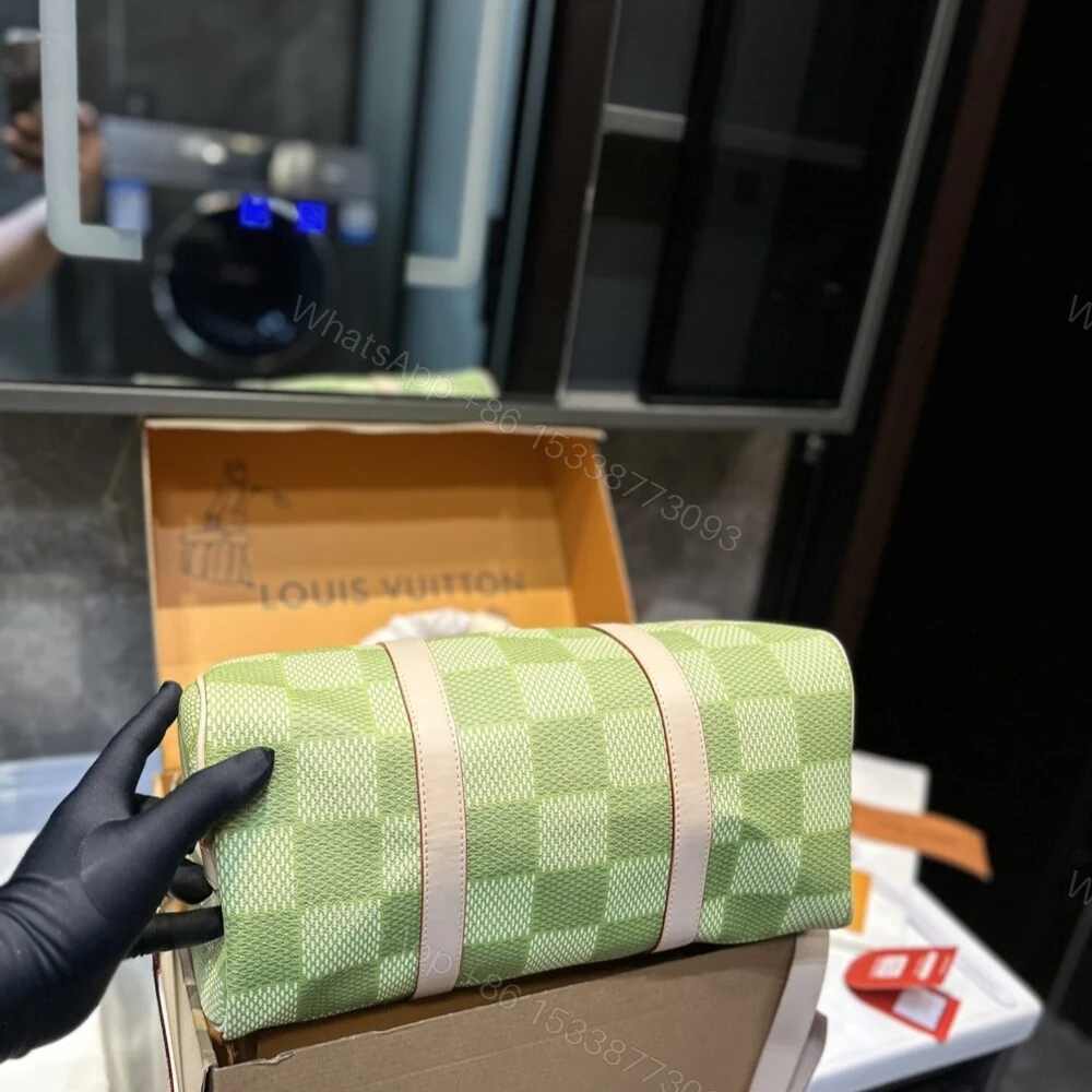 View 5 of Louis Vuitton Keepall Bandoulière Damier Canvas Green 35Cm N40671