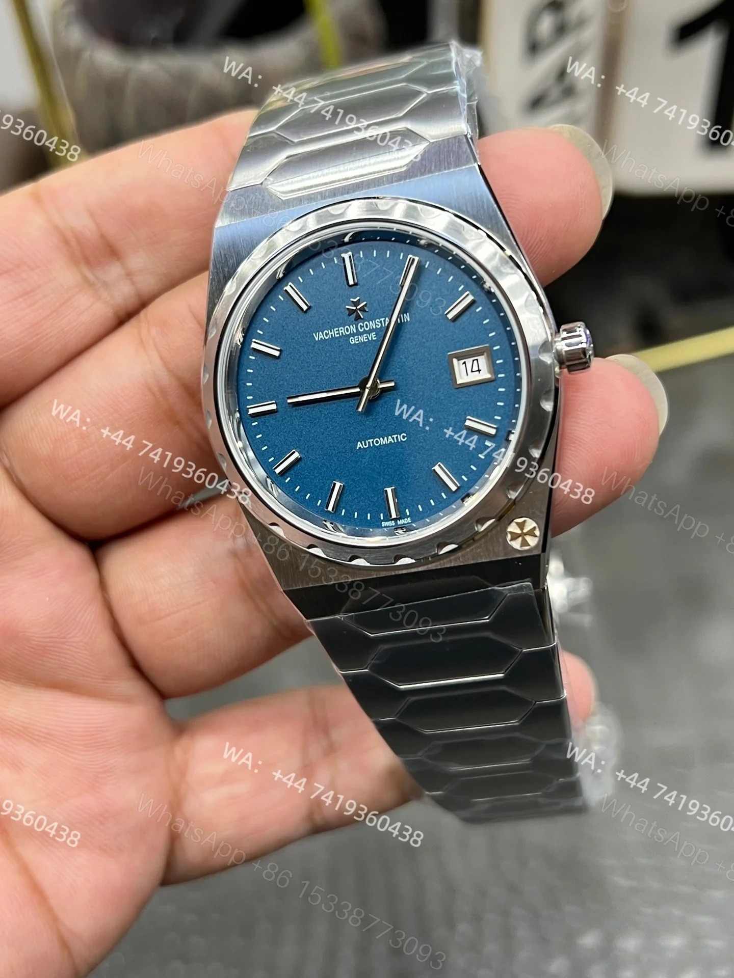 View 2 of Super Clone Vacheron Constantin1:1 Historiques 222 4200H/222A-B934 37mm Steel Blue Dial 1:1 Replica