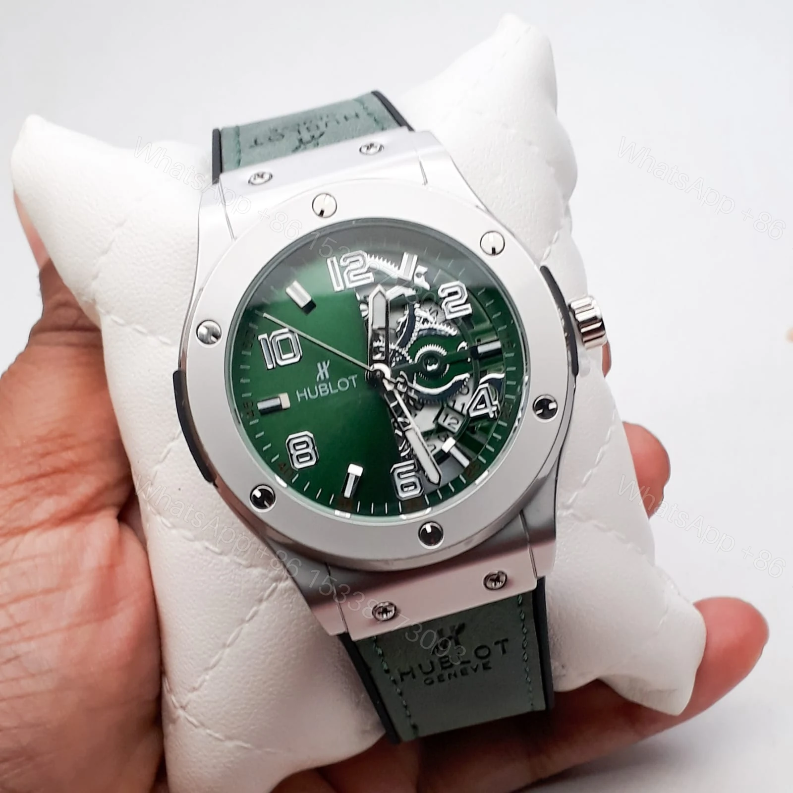 View 3 of First Copy Hublot Men’s Luxury Branded Watch