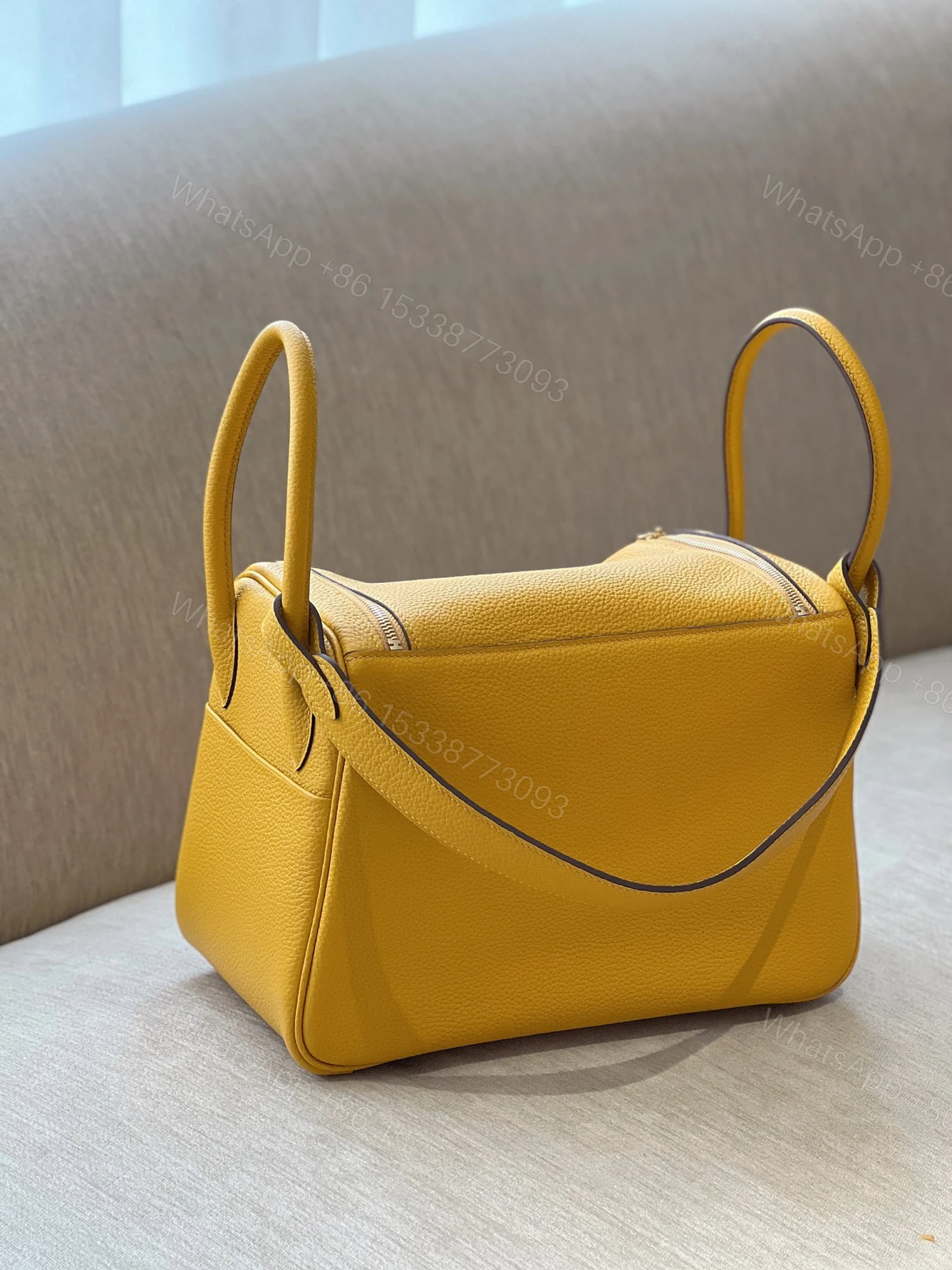View 5 of Hermes Lindy 26 Yellow Gold Hardware