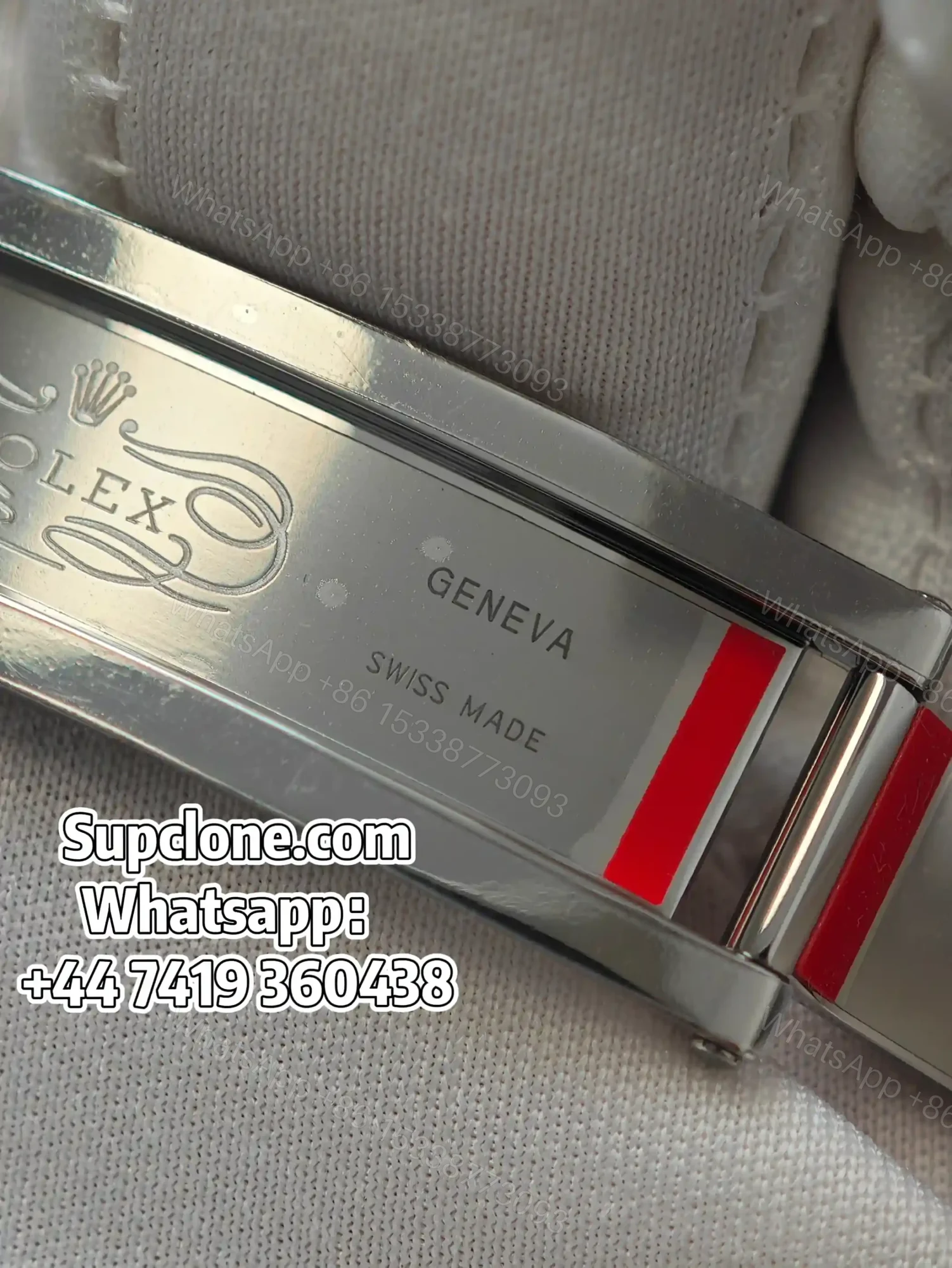 View 9 of Rolex Super Clone Watches 1:1 Bruce Wayne GMT-Master II 126710GRNR Jubilee 3285 Movement