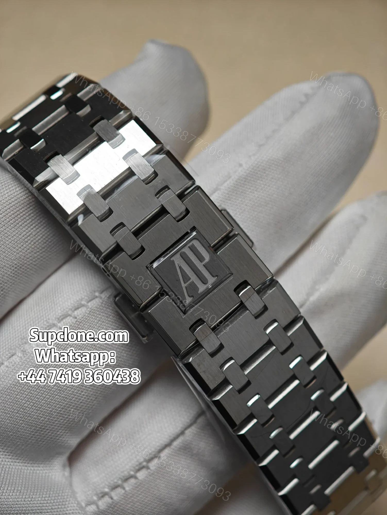 View 9 of Audemars Piguet Super Clone 1:1 Royal Oak 15500 White Dial