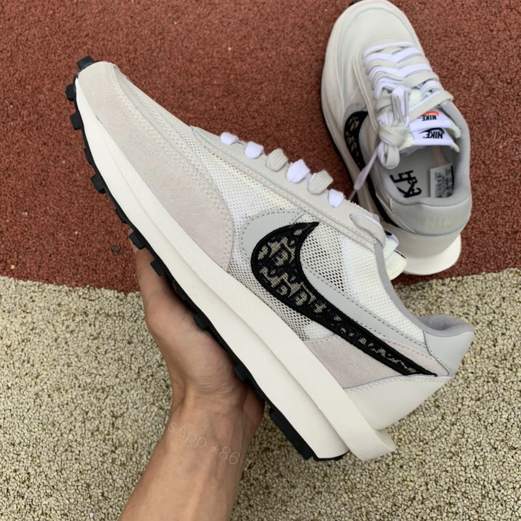 View 3 of Sacai Dr ✖ Nike LDwaffle