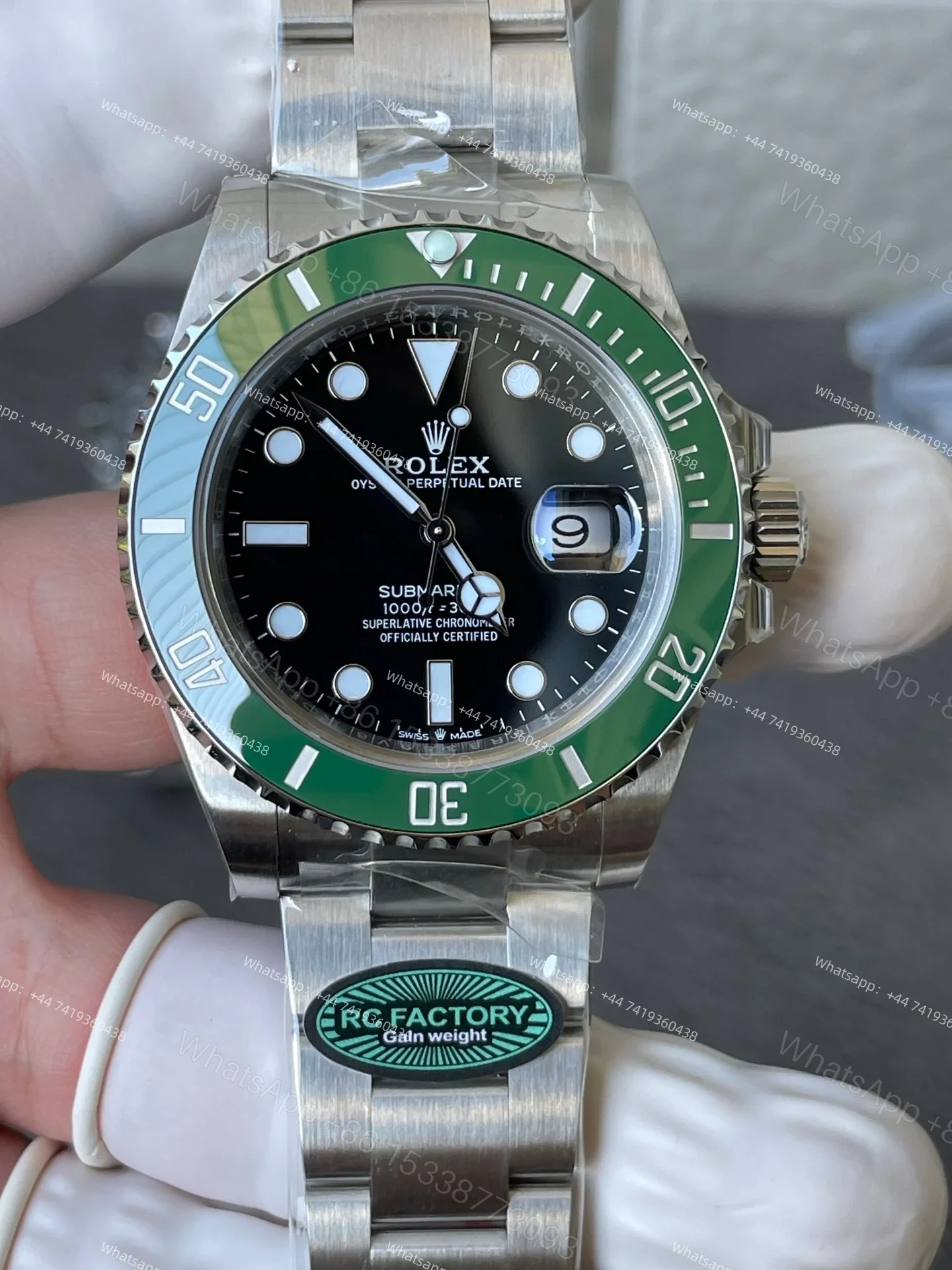 View 3 of Rolex Super Clone Watches 1:1 Starbucks Submariner M126610LV 3235 Movement
