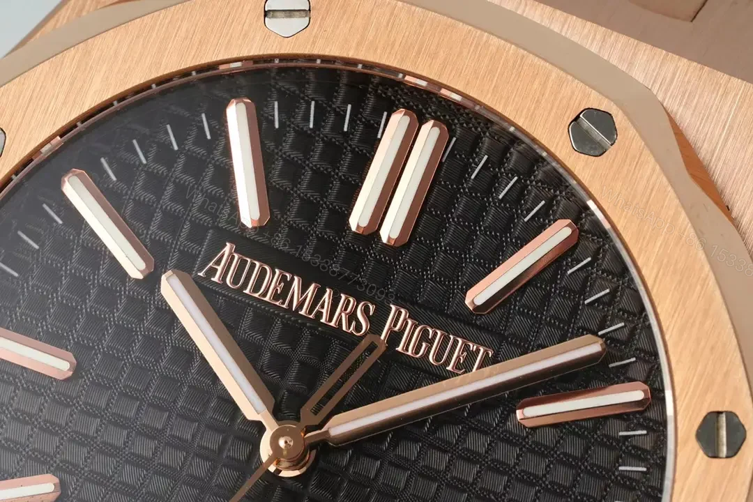 View 4 of Audemars Piguet Royal Oak 15500 Pink Gold Black Dial 15500OR.OO.1220OR.01