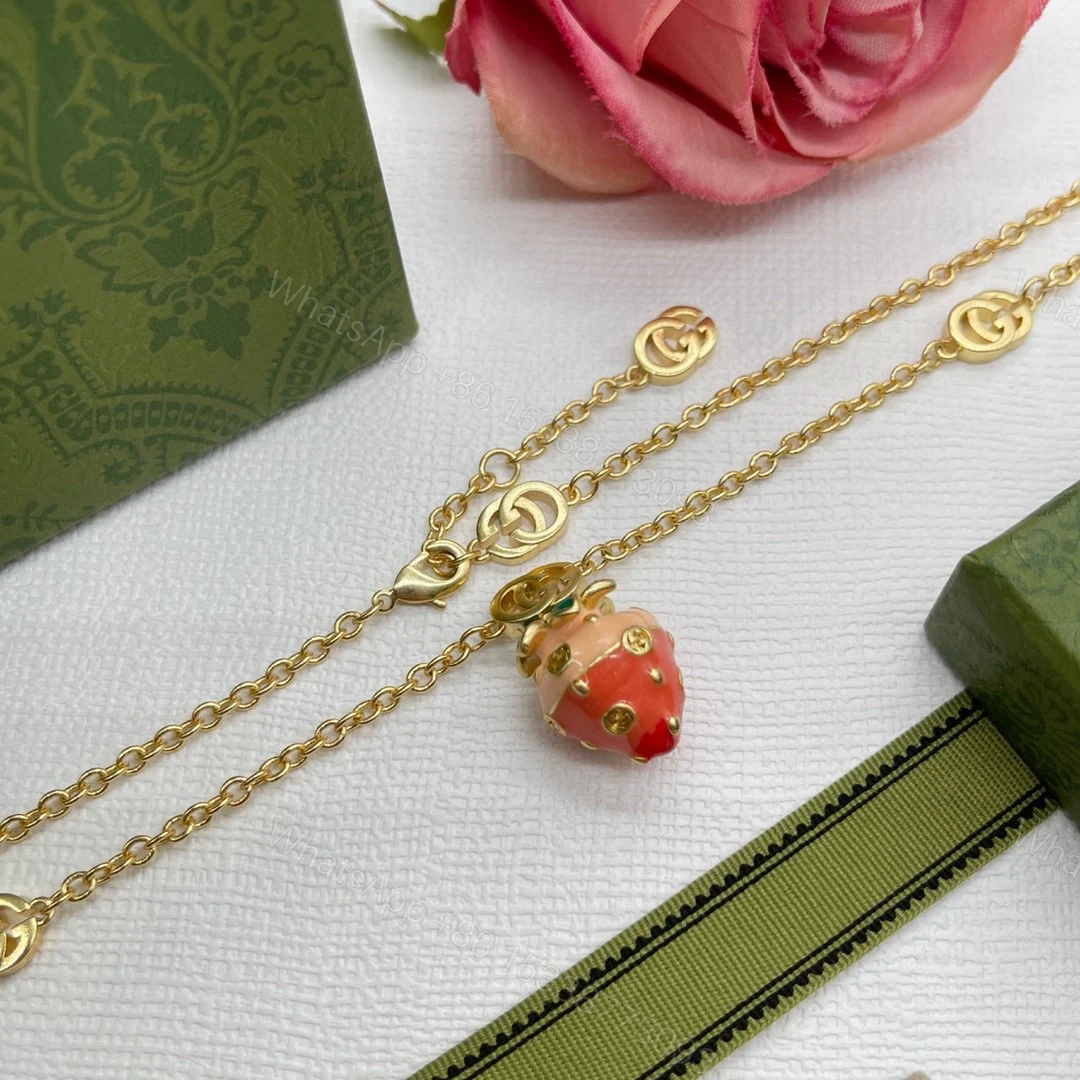 View 6 of EN – Lux Gucci Necklaces 002