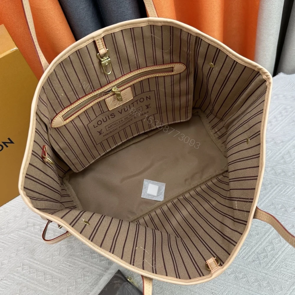 View 7 of Louis Vuitton Sac Neverfull MM Mon Monogram Brown 31Cm P01926