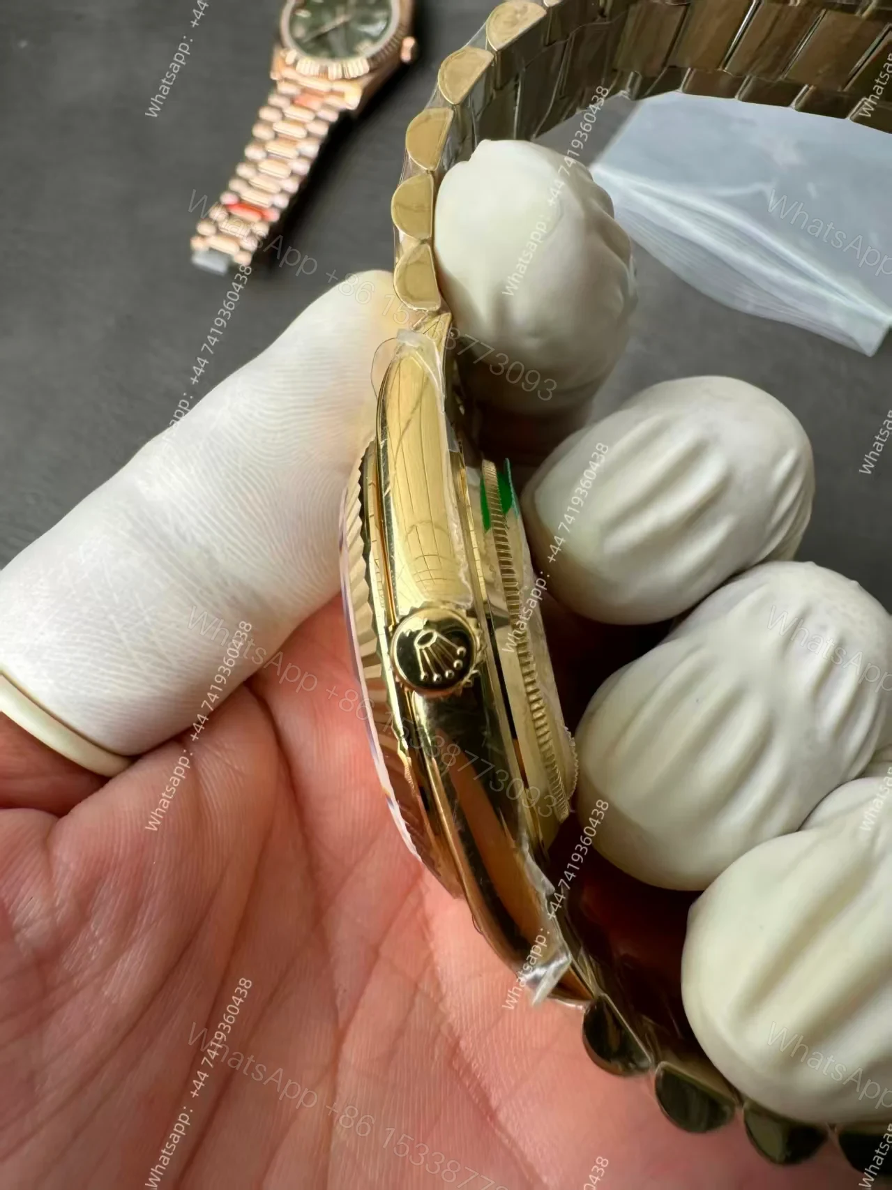 View 19 of Rolex Day-Date M228238-0005 1:1 Replica Gold Diamond Dial 40MM 3255 Movement Presidential Bracelet Super Clone Watch