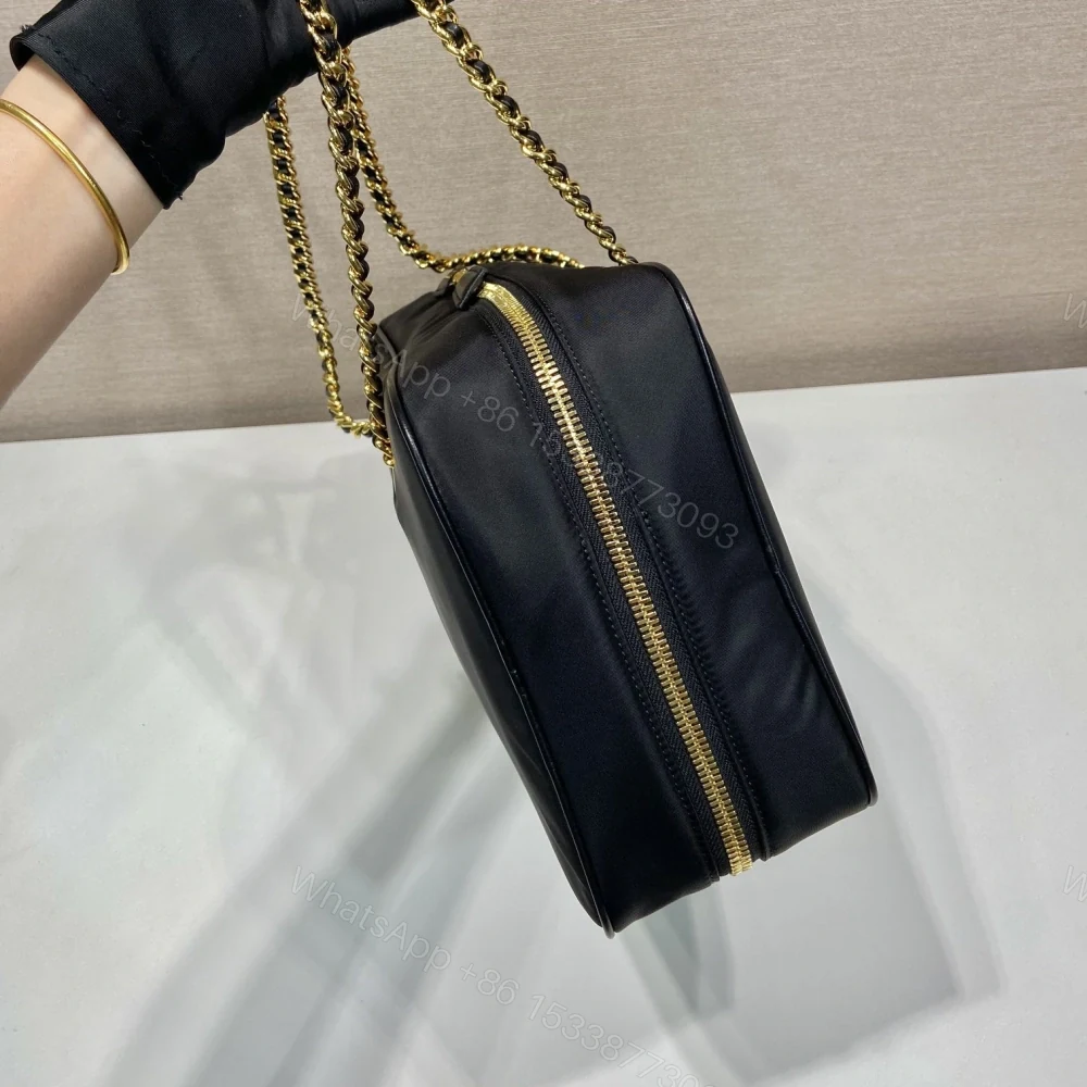 View 6 of 高仿Prada*ReEdition系列單肩包1BB121A大號免檢版