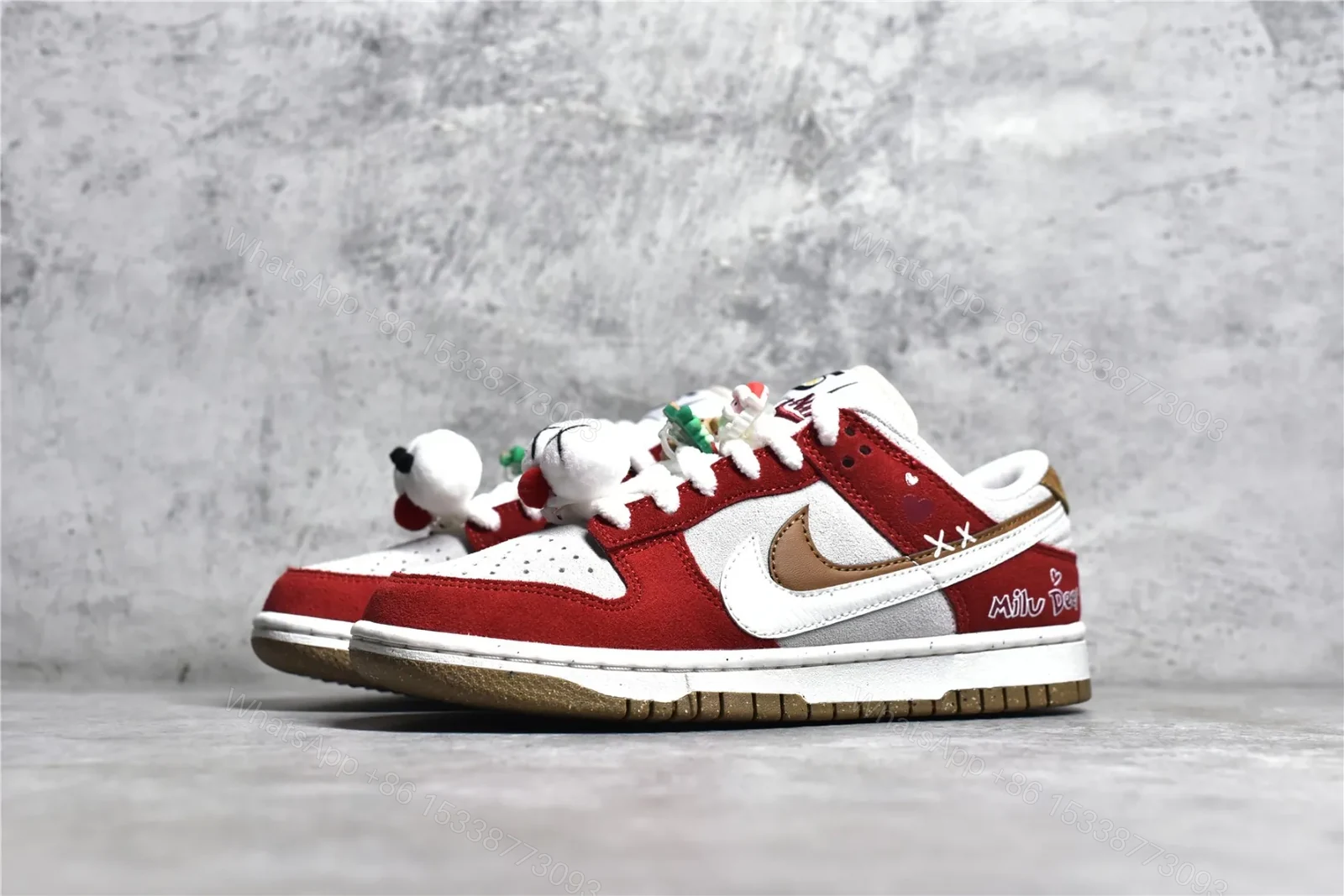 View 2 of Nike Dunk SB Low Christmas Replicas