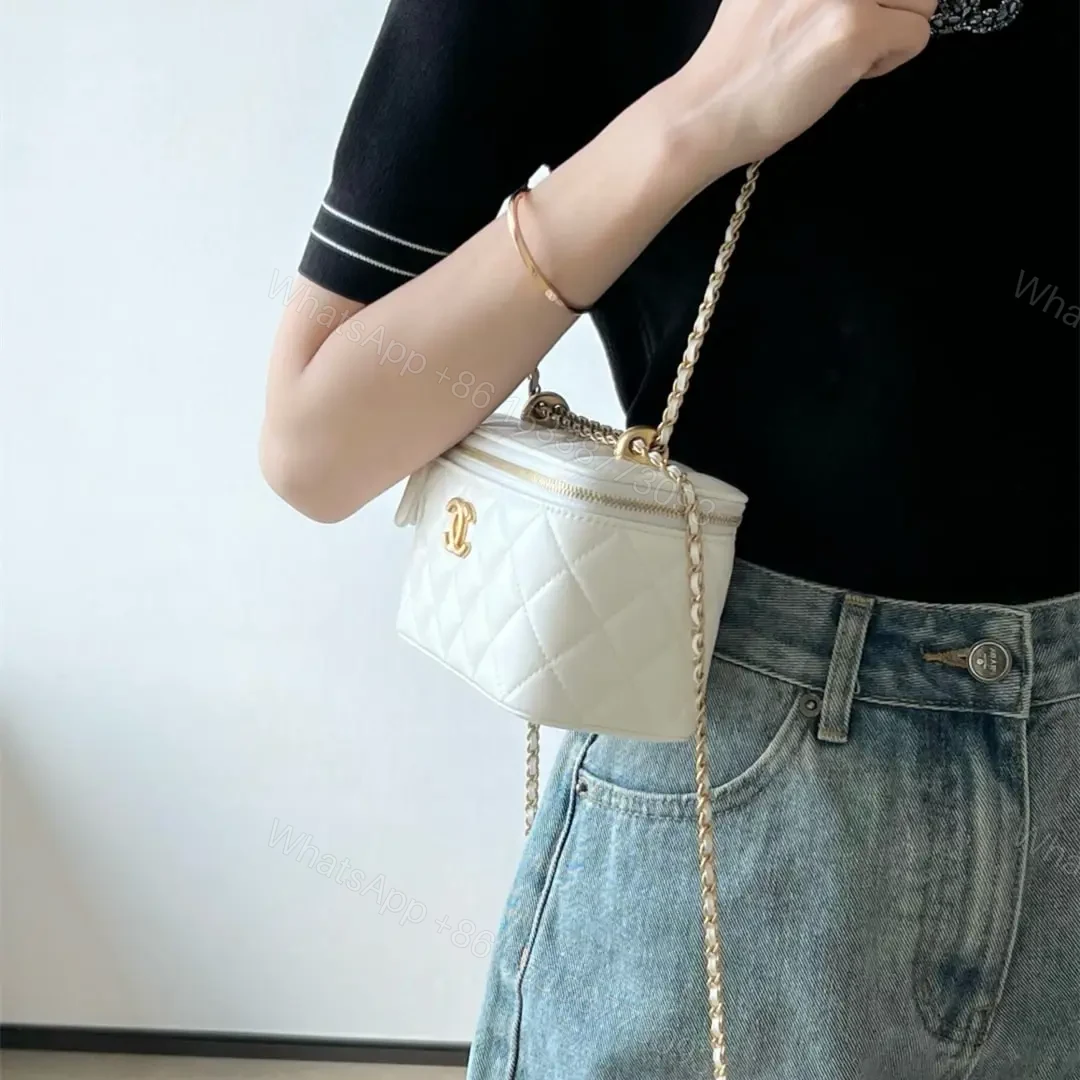View 20 of 高仿Chanel*24C系列AP3651雙珠鏈條盒子包白色免檢版